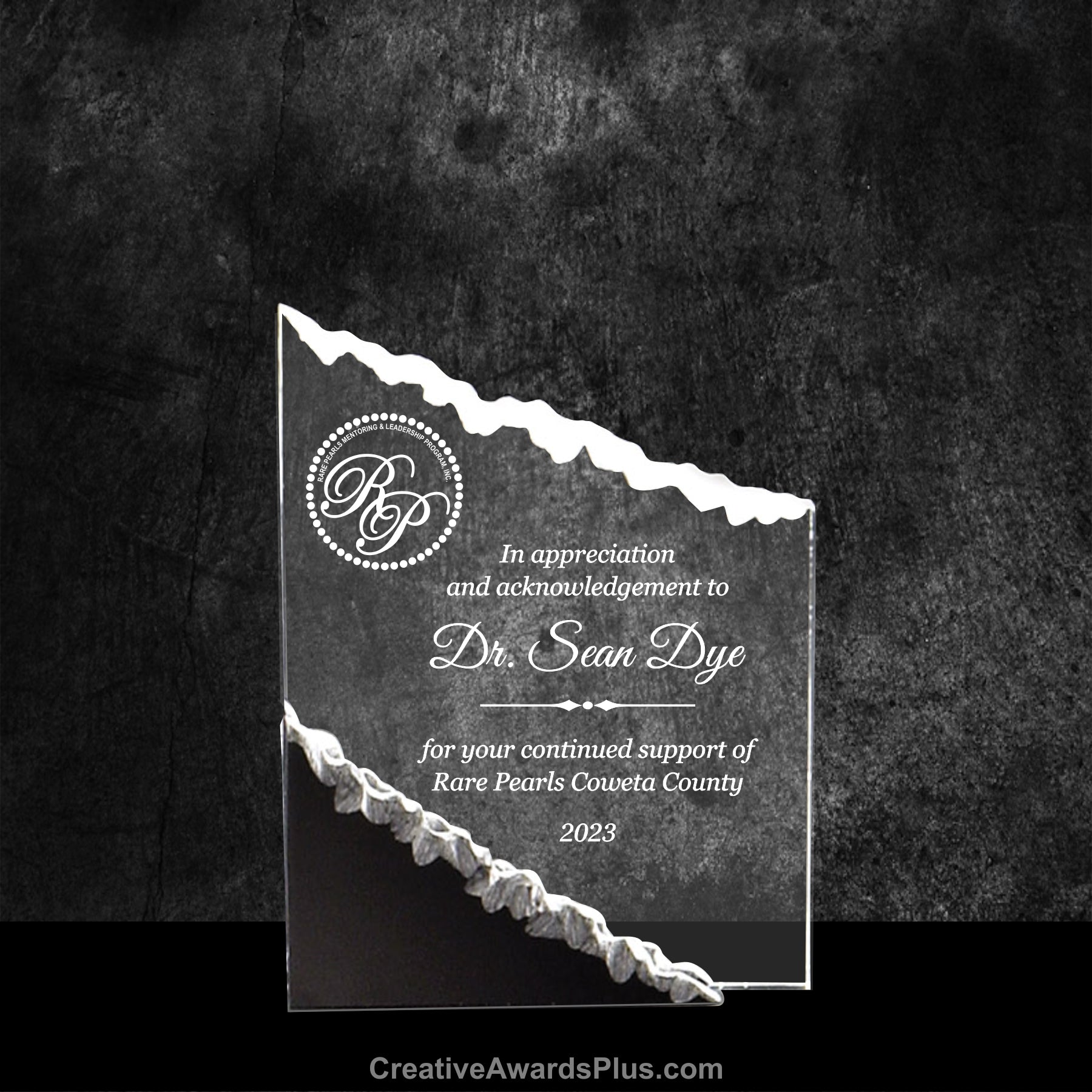 Mountain Acrylic Award 6.5" / Black